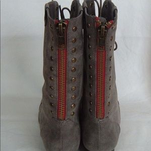 Madden Girl Galeriaa boots